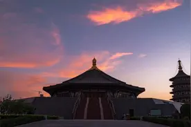 作为华夏文明的发祥地之一，河南洛阳，有5000多年的文明史视频封面