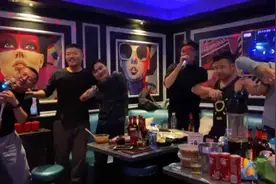 简单朋友之情，20年后还能再聚