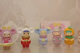 泡泡玛特盲盒-毕奇小肥鼠新年礼盒，真的好可爱呀视频封面