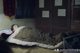 女生陪领导喝醉，暗恋男友连夜接回家视频封面