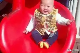 不知不觉的小家伙长大了 还是感觉小时候可爱图片