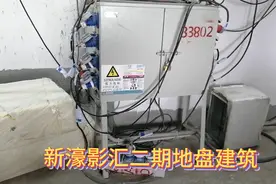 在这种噪杂的环境的工作中你适应吗？向我们的工友致敬！视频封面
