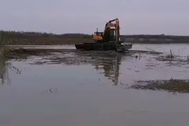 水上两用挖掘机出租如何深水作业视频封面