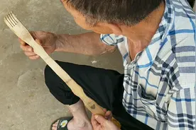 自制 送给父亲的痒痒挠 #手艺人视频封面