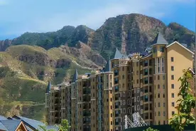 北京出现“鹤岗”，不到100万的三居室，被我找到啦视频封面