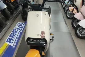 台铃优乐EB优享版，小巧精致优雅大方，上班接送孩子都非常适合视频封面