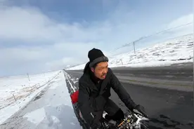 骑行在西北极寒之地 各种原因只能原路返回 冰雪之旅到此结束视频封面