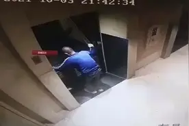远离电梯事故视频封面