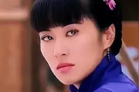 漂亮寡妇独自生活谁知竟然有了大伯哥的孩子视频封面