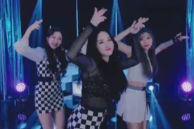 车载酒吧劲爆DJ舞曲:《热情似火》美女热舞，视觉尊享视频封面
