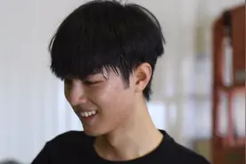 肖战｜那年夏天的风 是如何吹起来的 陈情令孵化篇（制片人杨夏）视频封面