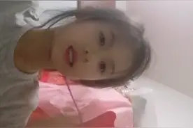 你们说我长得像爸爸，还是长得像妈妈呢？视频封面