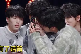 【时代少年团】三大CP吃醋名场面，刘耀文：我要把我的小宝贝夺回视频封面