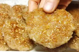 爱吃莲藕的一定要收藏，教你正确香煎藕饼的做法，外酥里嫩，真香视频封面