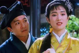 唐伯虎为了接近秋香进去华府做佣人，最后打动了华夫人娶了秋香。视频封面