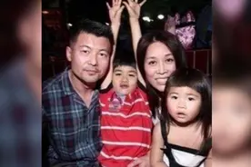 歌坛天后那英和老公孟桐和儿子女儿的幸福瞬间视频封面