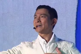 这几首歌也一首首证明我们的强大和成长！！！我们的国必定雄起！视频封面