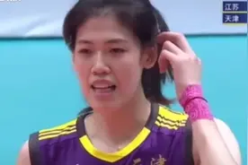 天津女排全运会决赛，李莹盈王艺竹两大主攻扣杀和防守精彩瞬间。视频封面