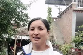 农村媳妇养了100天的小鸡，准备过中秋吃，结局出乎意料。视频封面