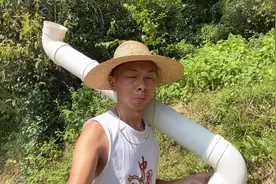 帮老人拆危房，工人200元一天，哥几个很卖力，一天全部搞定视频封面