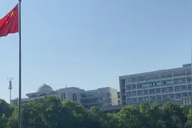 青春逢盛世   奋斗正当时视频封面