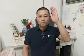 博士生问题8: 生产资料（不包括生活资料）是公有好还是私有好？