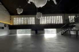 在“玩啤”画画：老大哥在看着你视频封面