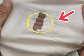 不管衣服上的血渍多顽固，教你用它轻轻一搓就洗掉，一点痕迹没有视频封面