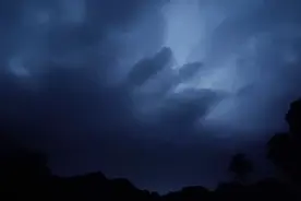 超级雷暴袭击海南！末日大片都不敢这么拍视频封面
