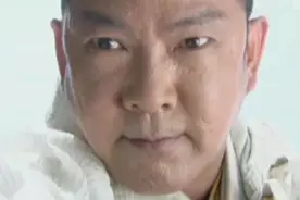 少林寺:高手追杀高僧，不料高僧练成了绝学，二指禅让他动弹不得视频封面