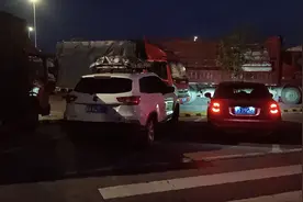 嘉绍服务区货车侵占小车区，折腾一宿视频封面
