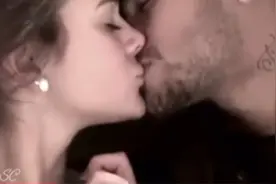 内马尔❤️布鲁娜：亲，梦幻初恋的金童玉女，有多少能够完美结合呢视频封面