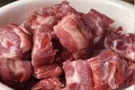 春天是孩子长高的黄金期，多吃排骨汤补充营养，这样做孩子超爱吃视频封面