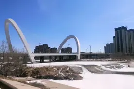春天里的呼和浩特小黑河河畔风光无限好视频封面