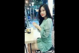 不要彩礼东南亚越南美女街拍时尚穿搭身材棒步行街夜生活视频封面