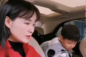 你知道你爸当年是怎么追到我的吗？儿子说：因为爸爸跑的比你快呗视频封面