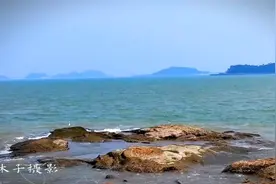 一天只有24小时，而生活方式不止24种，我们都在路上寻找自己。视频封面