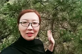 你认识松树吗？它的叶子采回来直接泡水喝，改善睡眠还淡斑去细纹视频封面