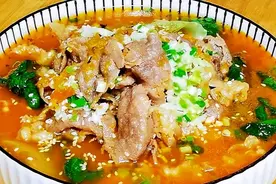 家常水煮肥牛超好吃做法，鲜香营养不油腻，开胃下饭，家人特喜欢视频封面