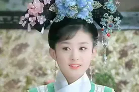 让赵丽颖连连赞叹的古装造型有多美？每套服装小到发饰都注重搭配视频封面