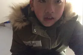 试玩表哥的AK47Sd枪，威力太小勉强三星。视频封面