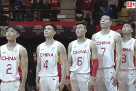 世预中国男篮赛VS日本，第四节，狂胜33分，小日子主场鸦雀无声！视频封面