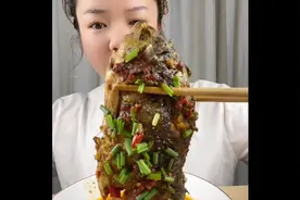 吐刺系列，红烧鲫鱼，大家吃鱼时候注意小刺噢视频封面