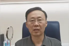 如何用微信进行电脑上截图#微信 #截图 #截屏视频封面