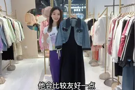 今年套装流行这样的款式，时尚显瘦不挑人！微胖也能轻松驾驭！视频封面