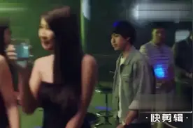 花心女脚踏多支船，玩弄男人感情！最终还是遭到了报应视频封面