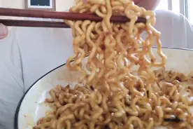 火鸡面没有火鸡为啥叫火鸡面视频封面