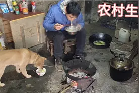 农村光棍没有老婆，几天不吃饭只喝酒，今天煮碗面来吃视频封面