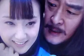 黑九离凤林，混入皇宫。偷取玉幺骨。视频封面