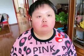 双双嫂子回来了，心中闷气又和我释放了，哎！友谊的小船说翻就翻视频封面